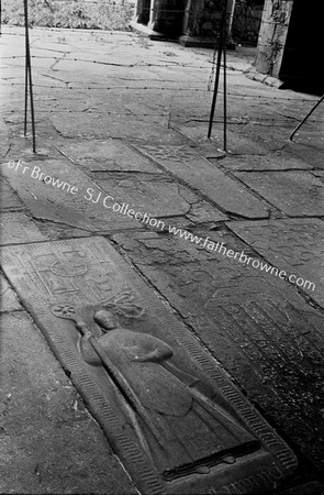 KILCOOLEY ABBEY ABBOTS' TOMB IN FLOOR